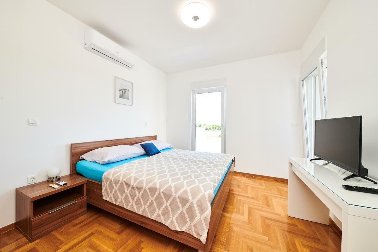 Ferienwohnung Sommer Novigrad Istria Exterior foto